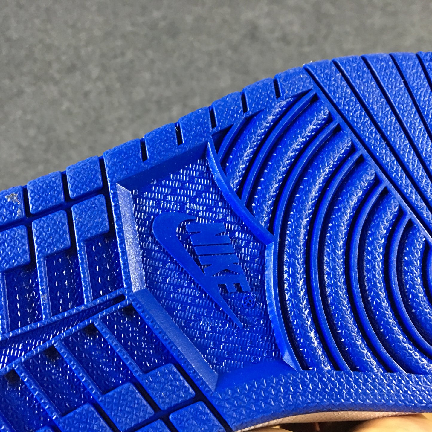 Air Jordan 1 Retro ‘Blue'