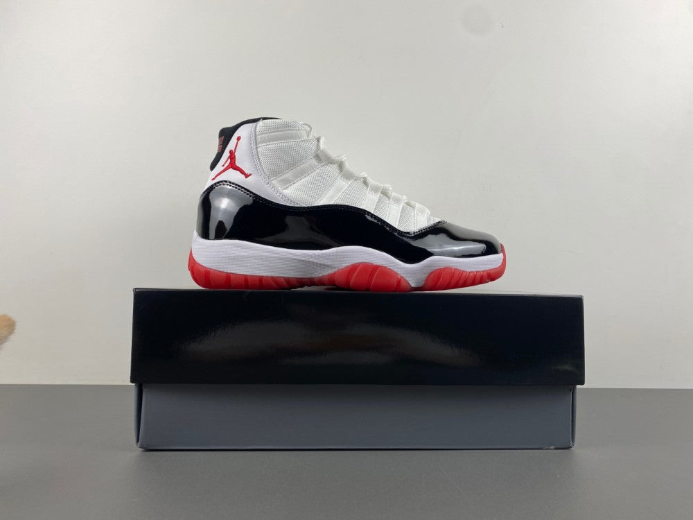 Air Jordan 11 'Concord Bred'