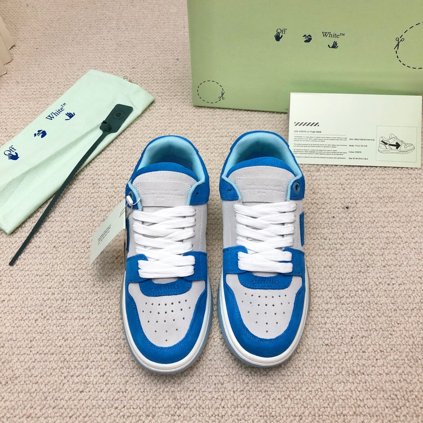 Off White Sneaker ‘Blue’