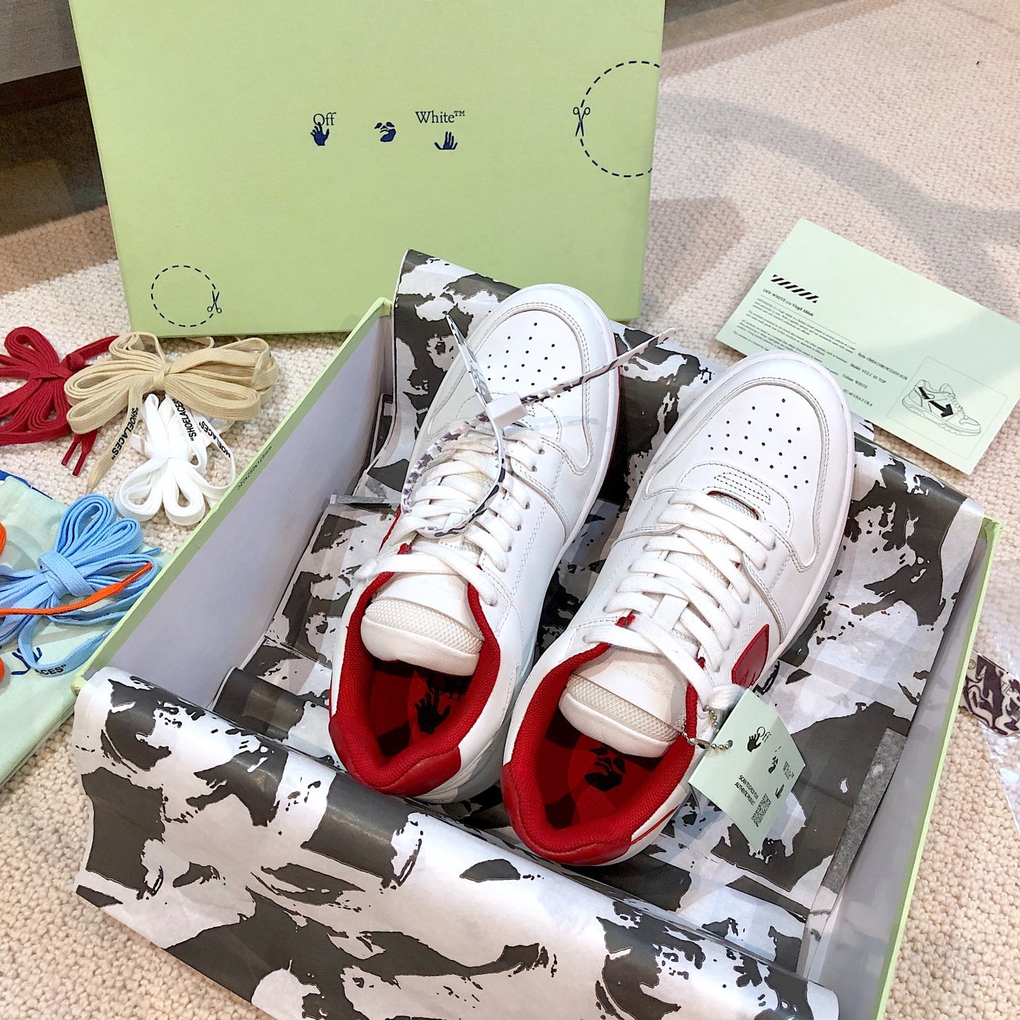Off White Sneaker ‘White Red’