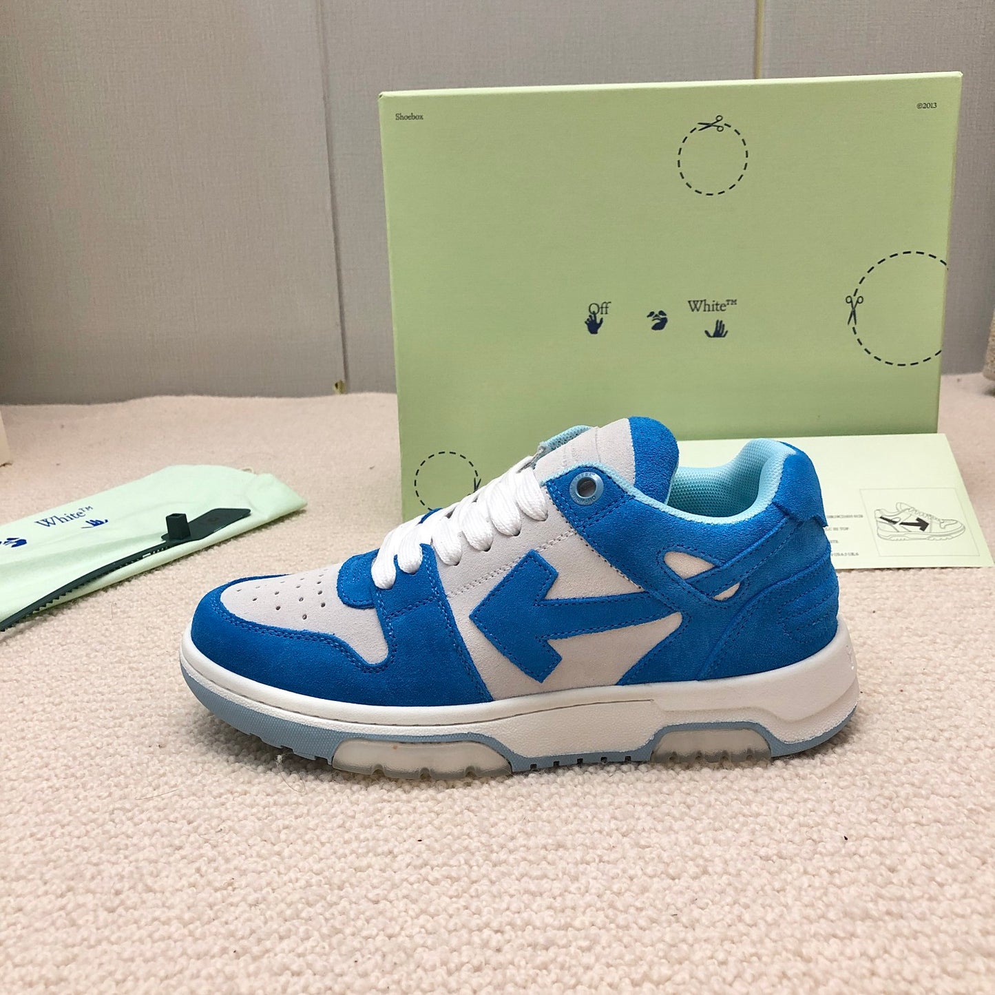 Off White Sneaker ‘Blue’