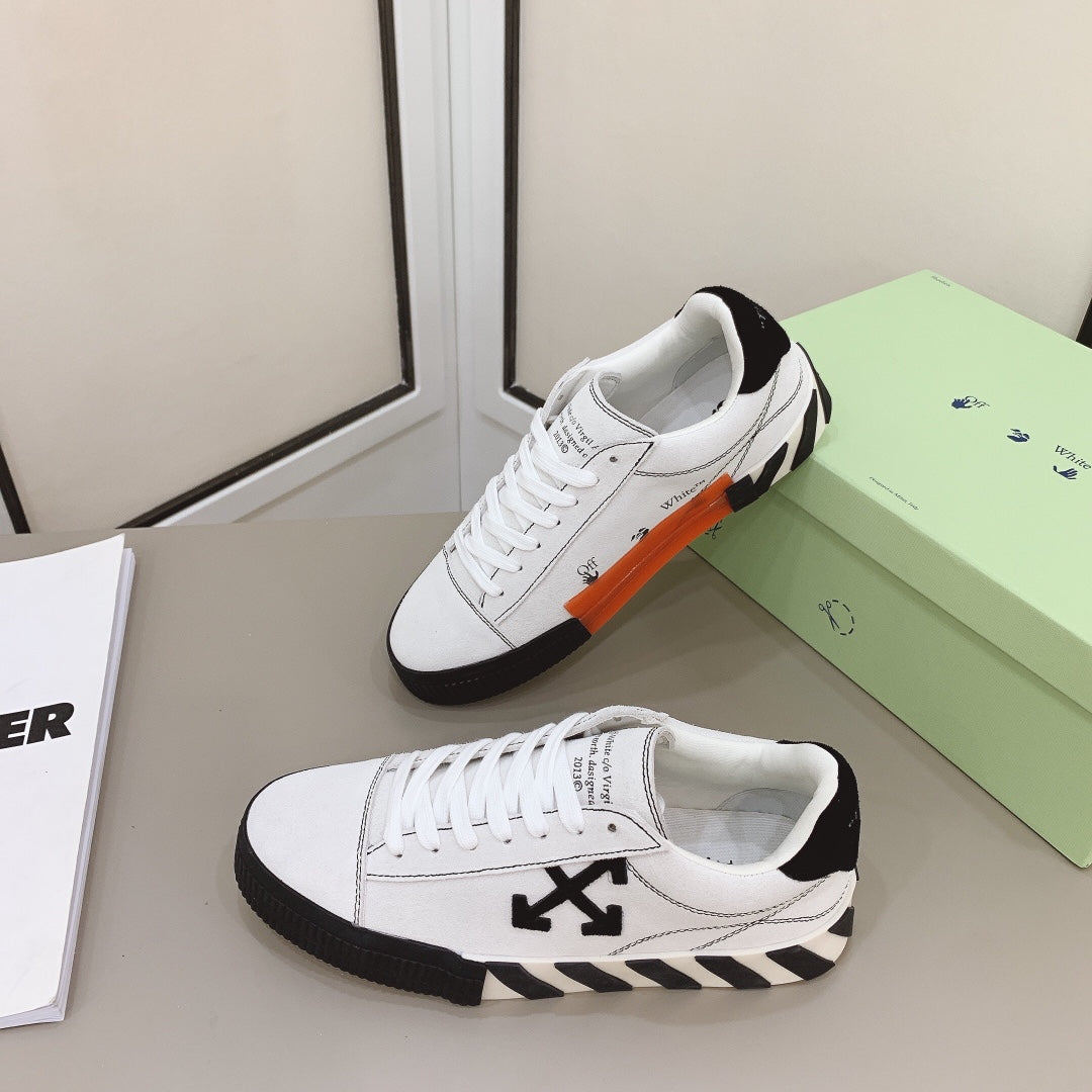 Off-White Low Vulcanized Sneaker 'White Black Cross’