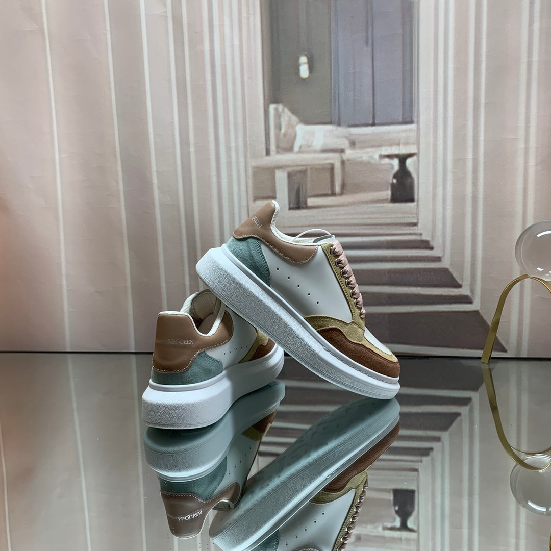 McQueen sneaker (bwp)