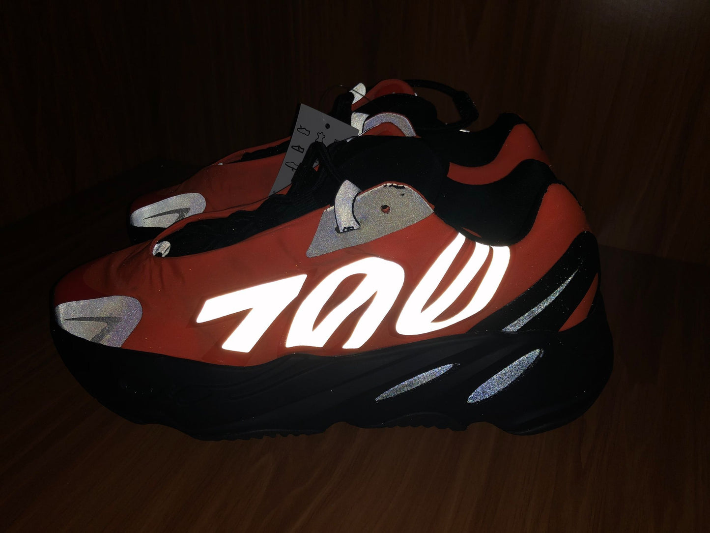 P580 Yeezy Boost 700 MNVN