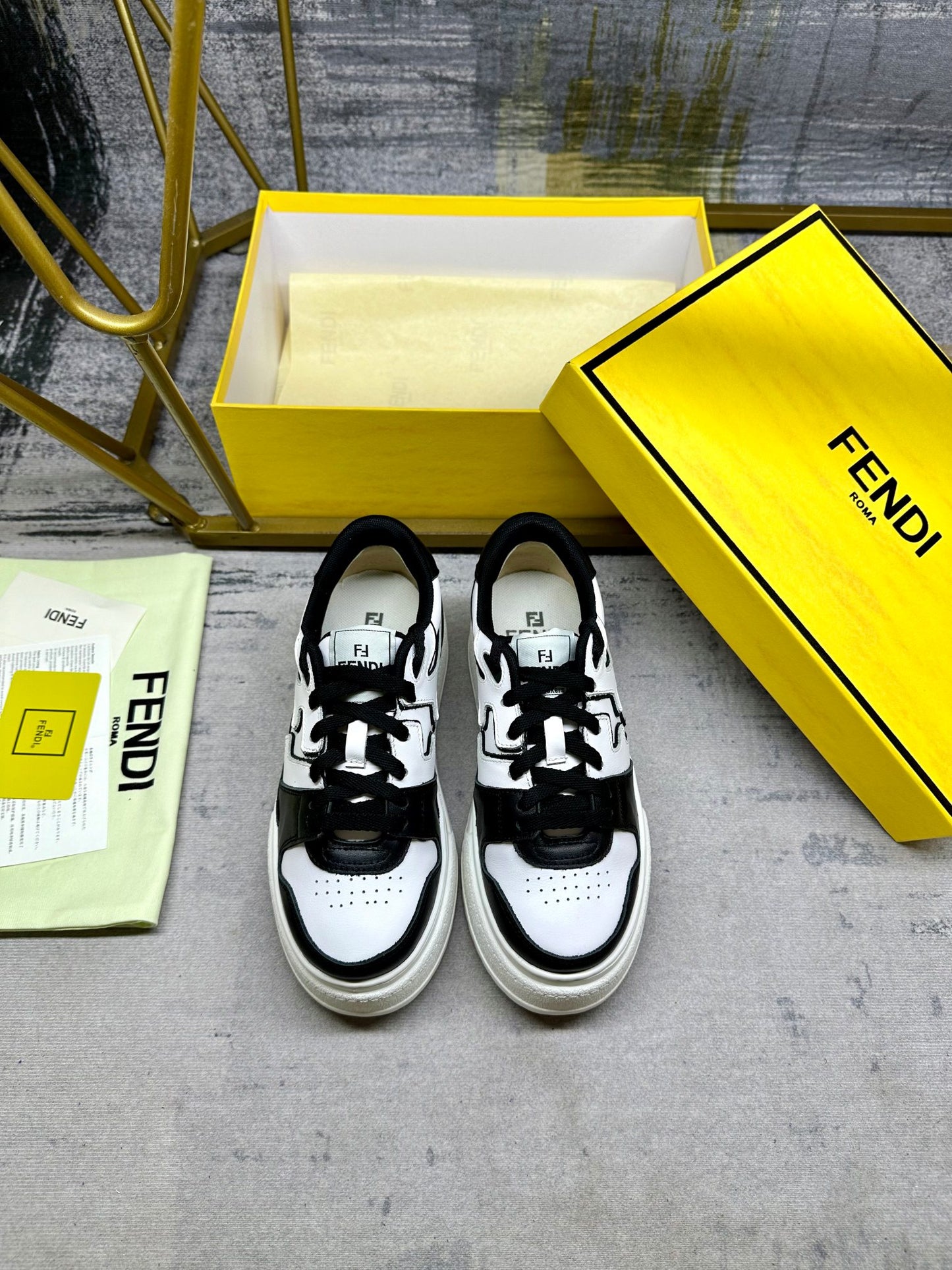 Fendi Sneakers low 'Black & White'