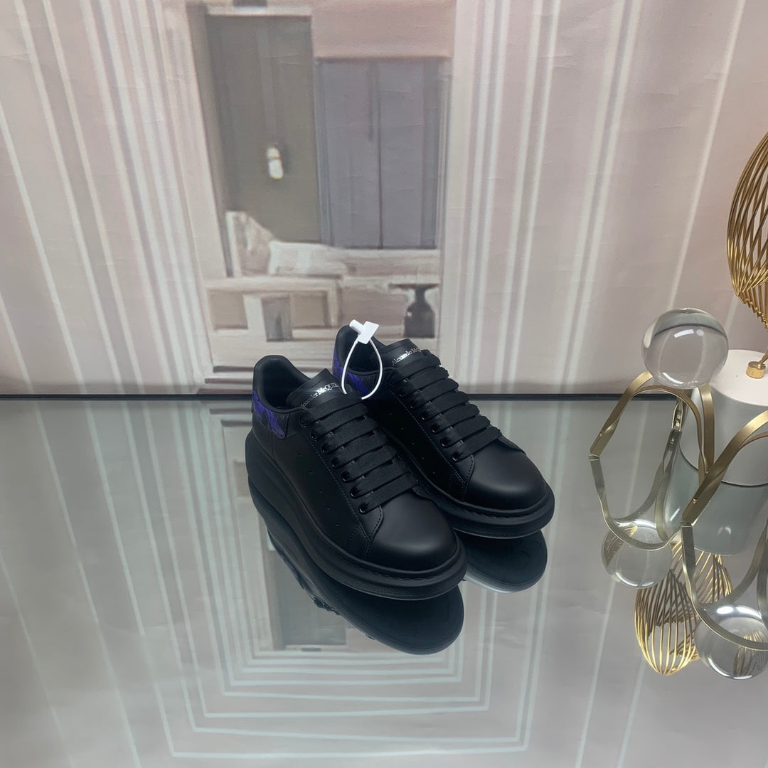 McQueen sneaker (b&p)