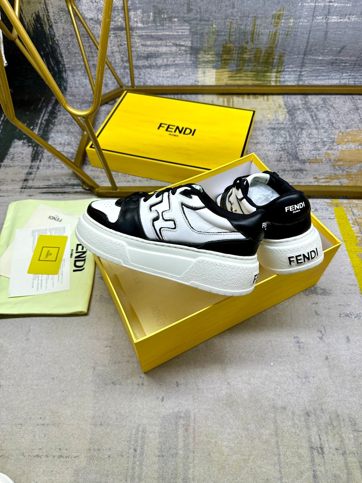 Fendi Sneakers low 'Black & White'