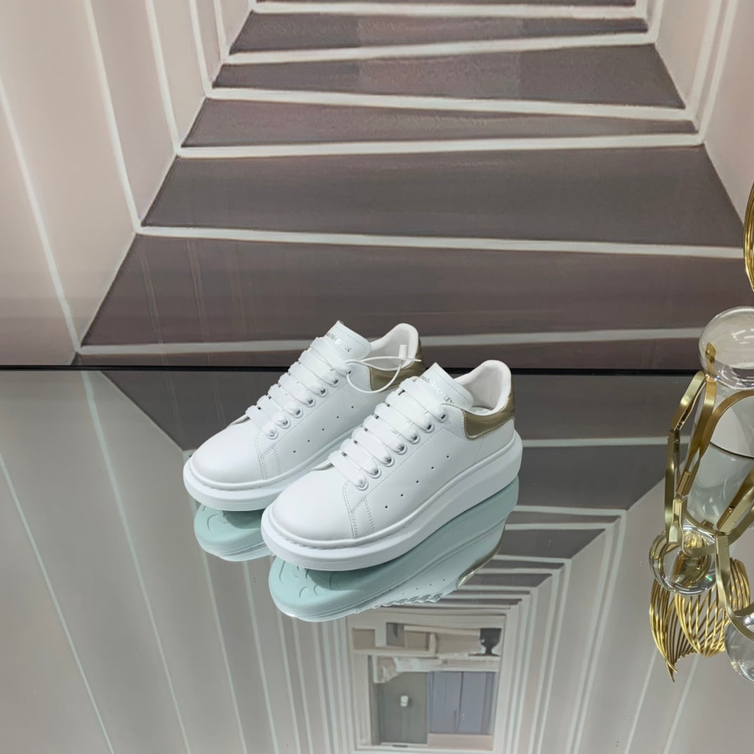 McQueen sneaker (w&gold)