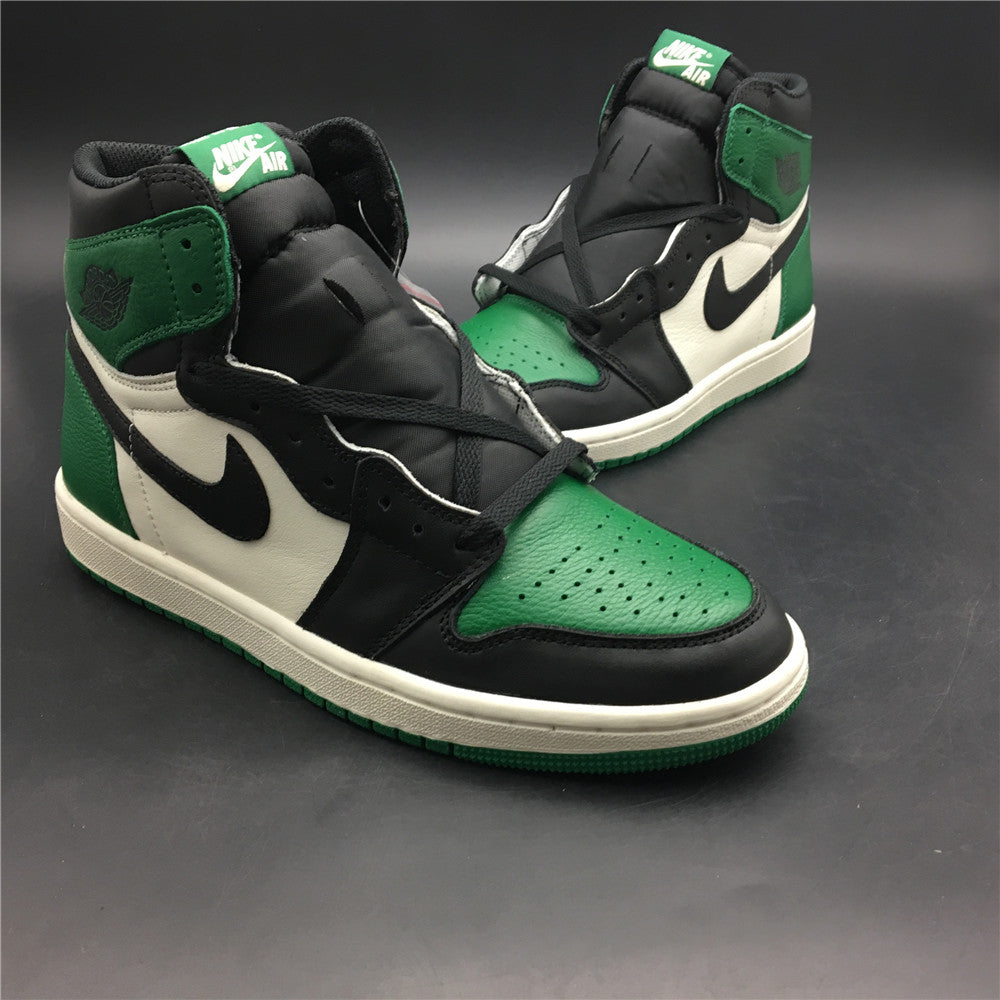 Air Jordan 1 Retro High ‘Pine Green'