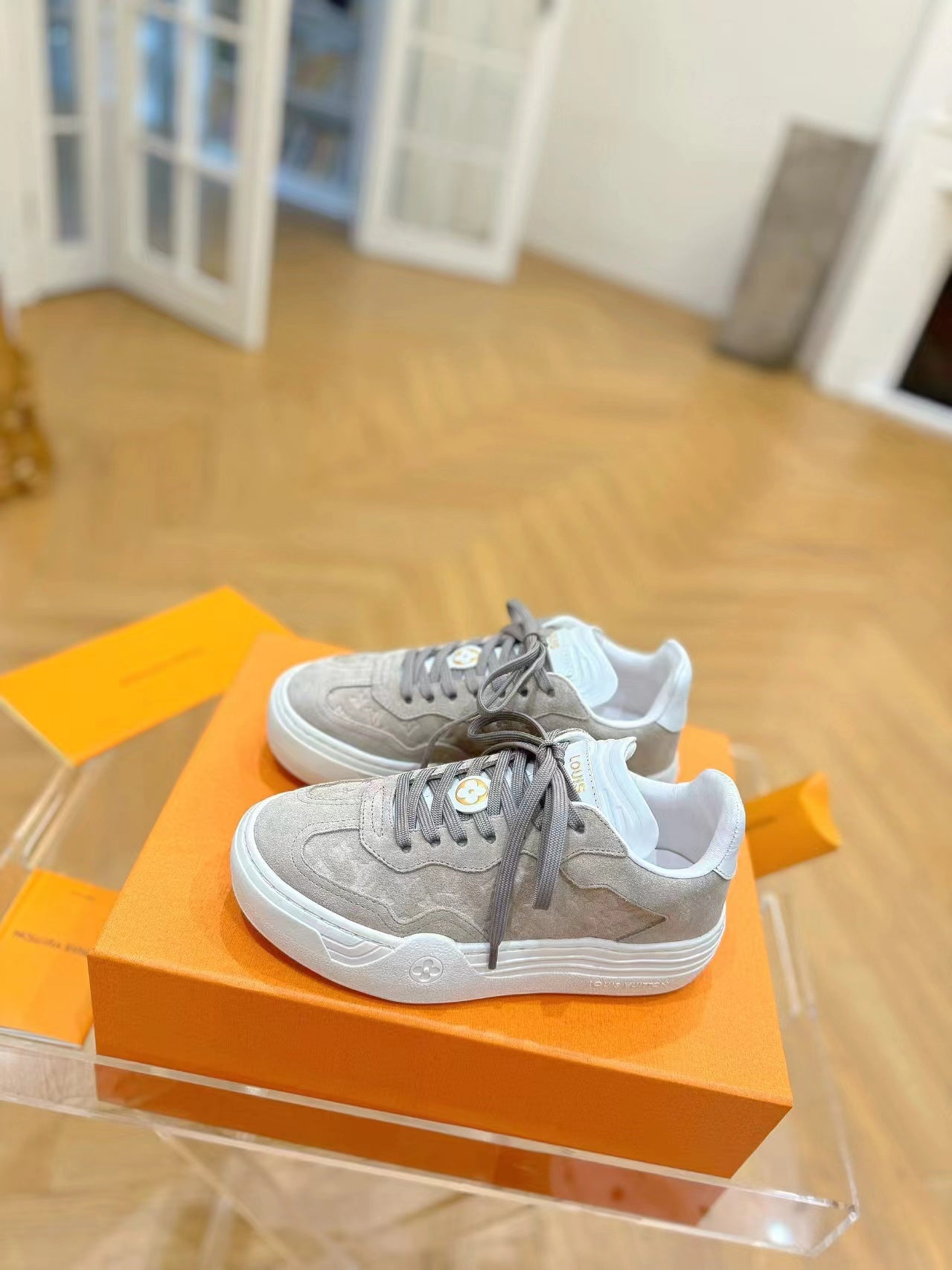 LV women’s street shoe