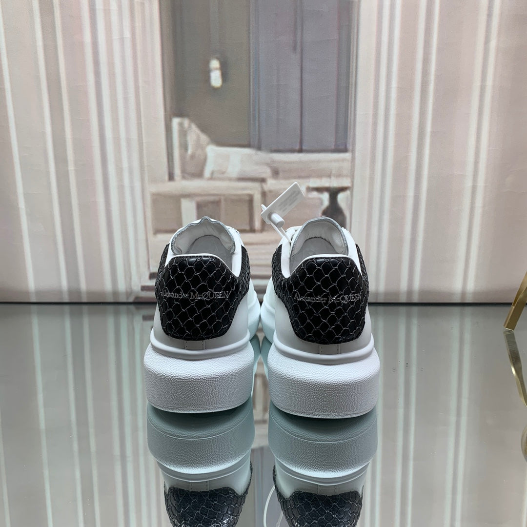 McQueen sneaker (w&b) leatherback2