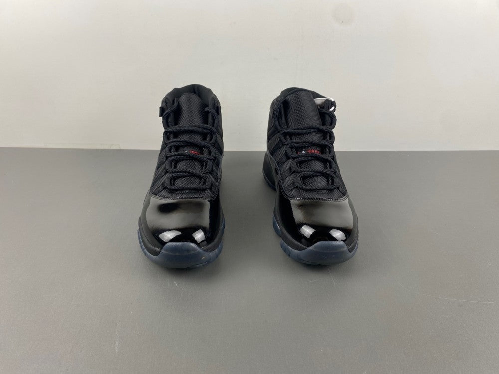 Air Jordan 11 'Blackout'