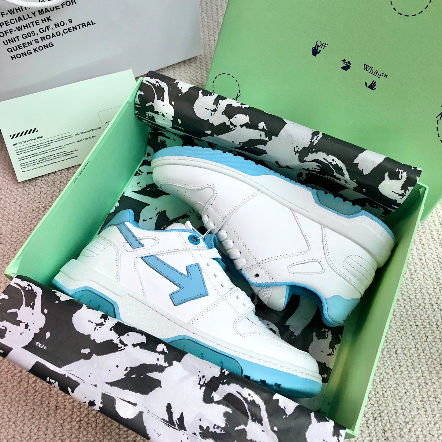 Off White Sneaker ‘Sky Blue’