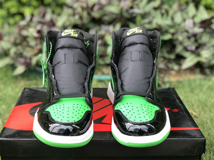 Air Jordan 1 Retro Patent Leather 'Black & Green'