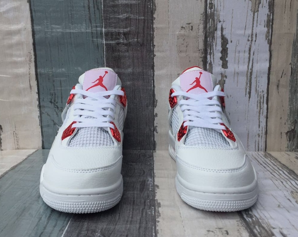Air Jordan IV Retro ‘Metallic Red