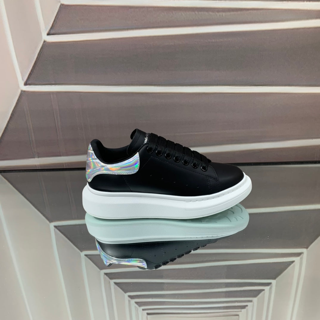 McQueen sneaker (b&s)