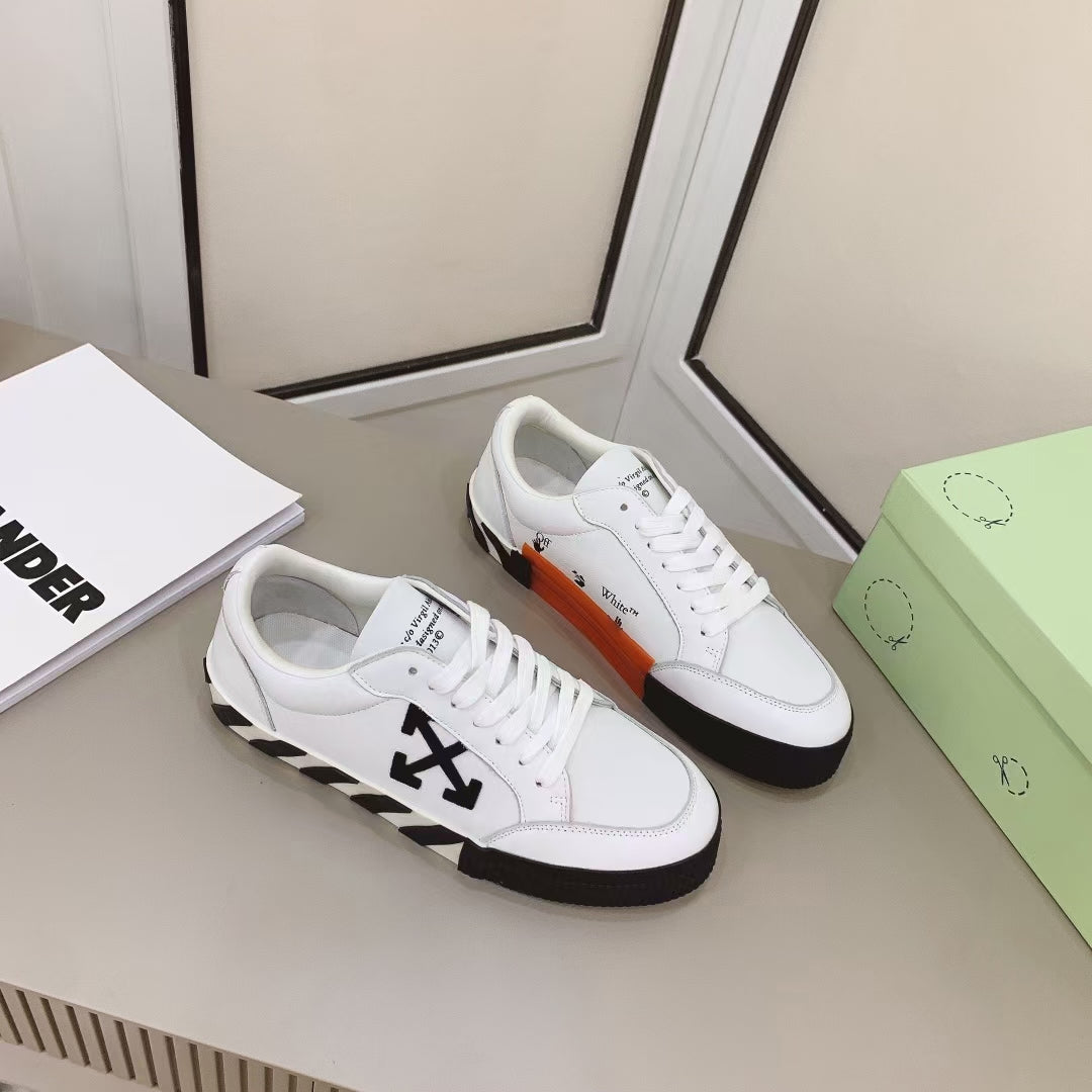 Off-White Low Vulcanized Sneaker 'White'