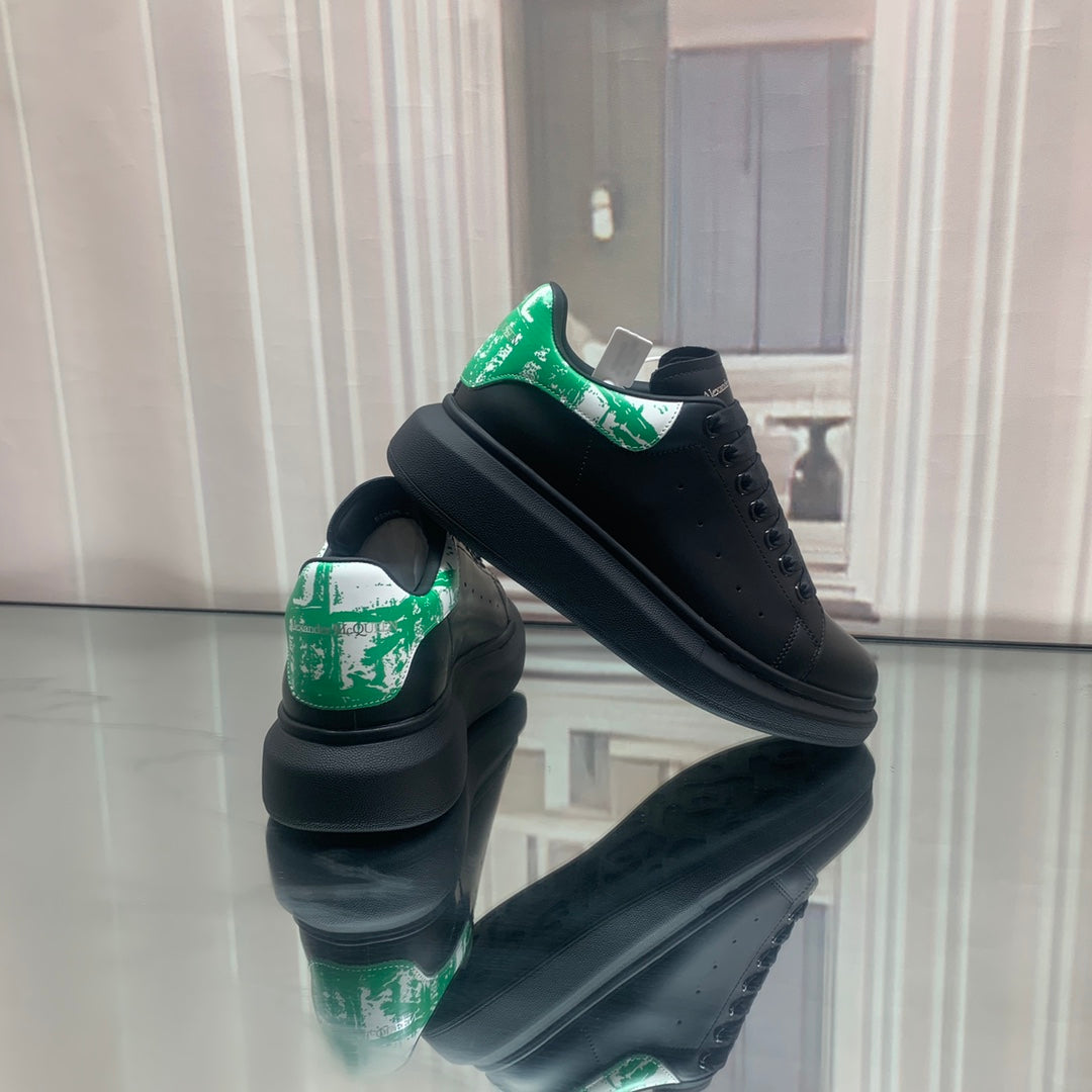 McQueen sneaker (b&g)