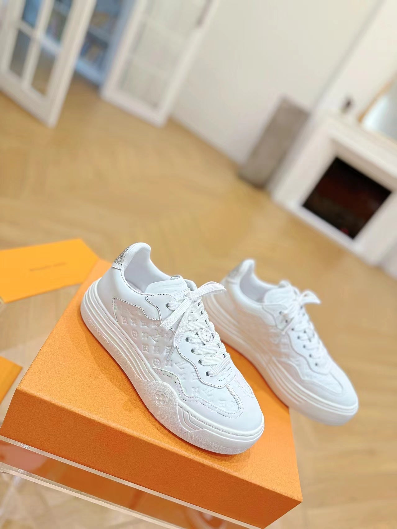 LV women’s street shoe