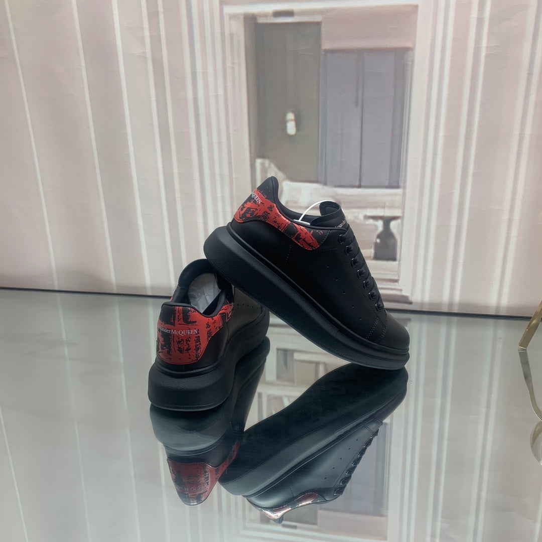 McQueen sneaker (b&r)