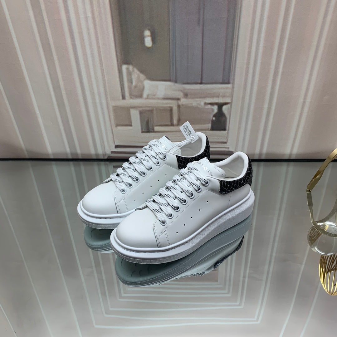 McQueen sneaker (w&b) leatherback2