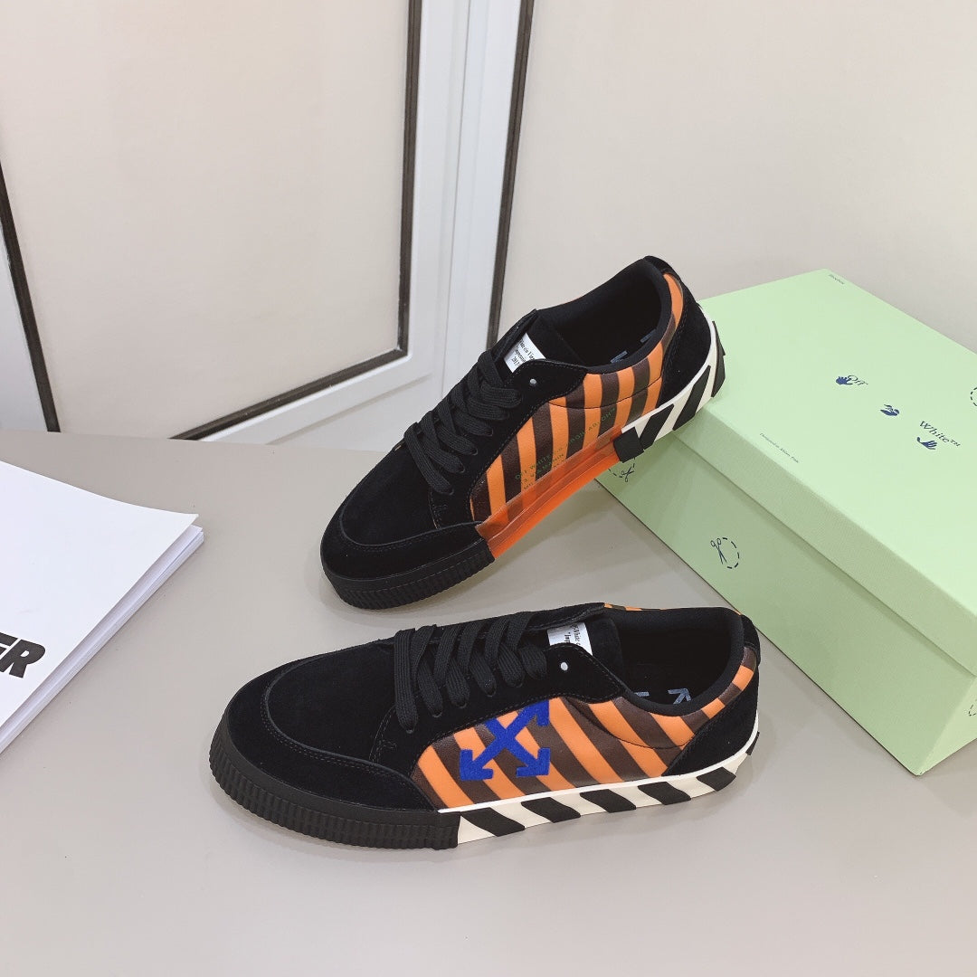Off-White Low Vulcanized Sneaker 'Black, orange, white’
