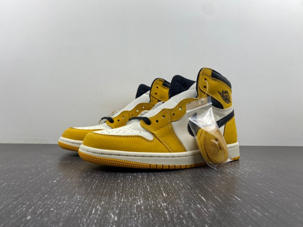 Air Jordan 1 Retro High ‘Yellow Orche'