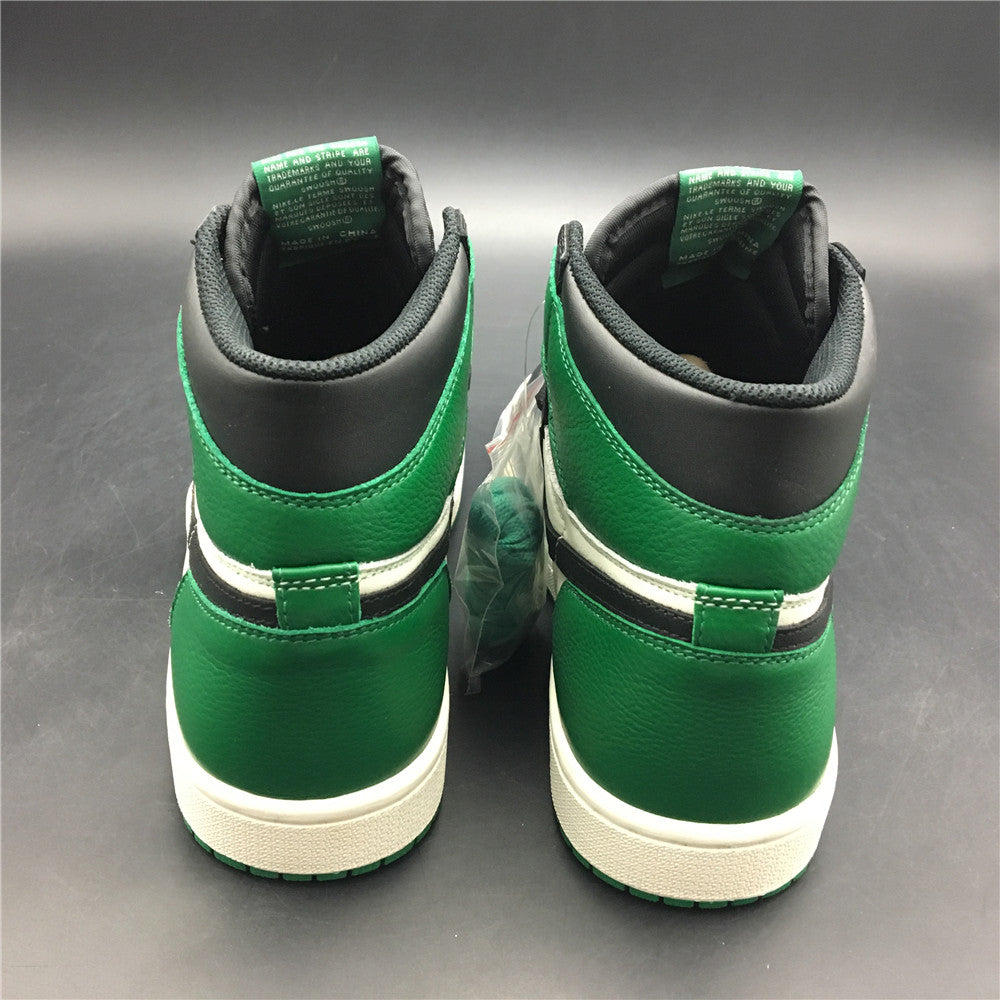 Air Jordan 1 Retro High ‘Pine Green'