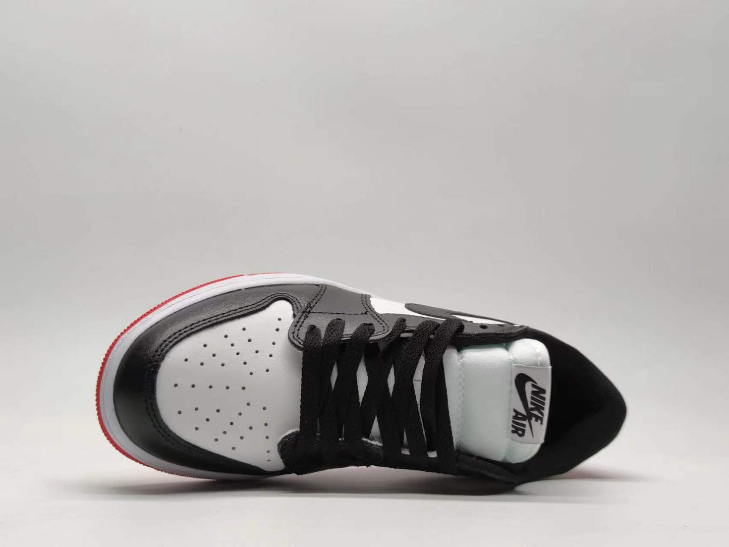 Nike Dunk Low black & white toe
