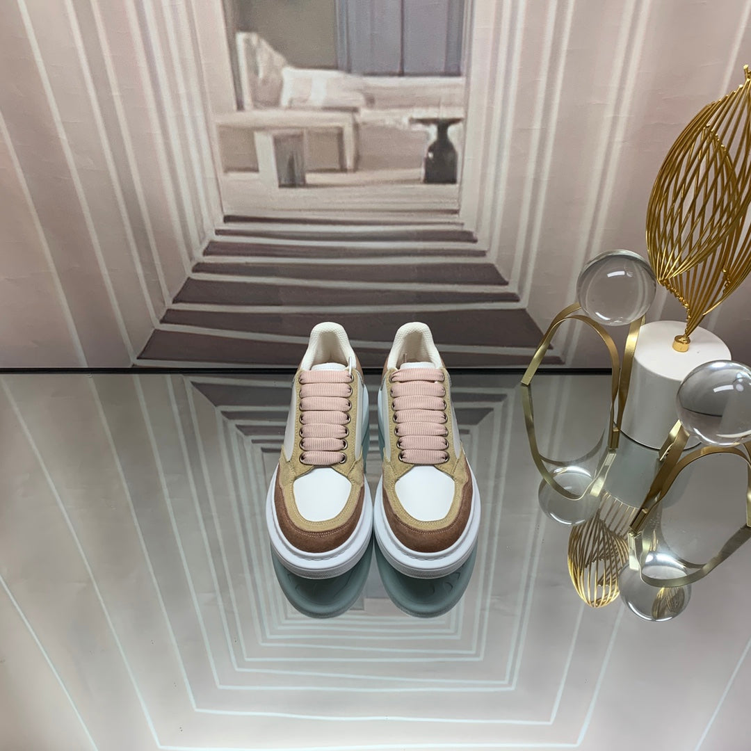 McQueen sneaker (bwp)