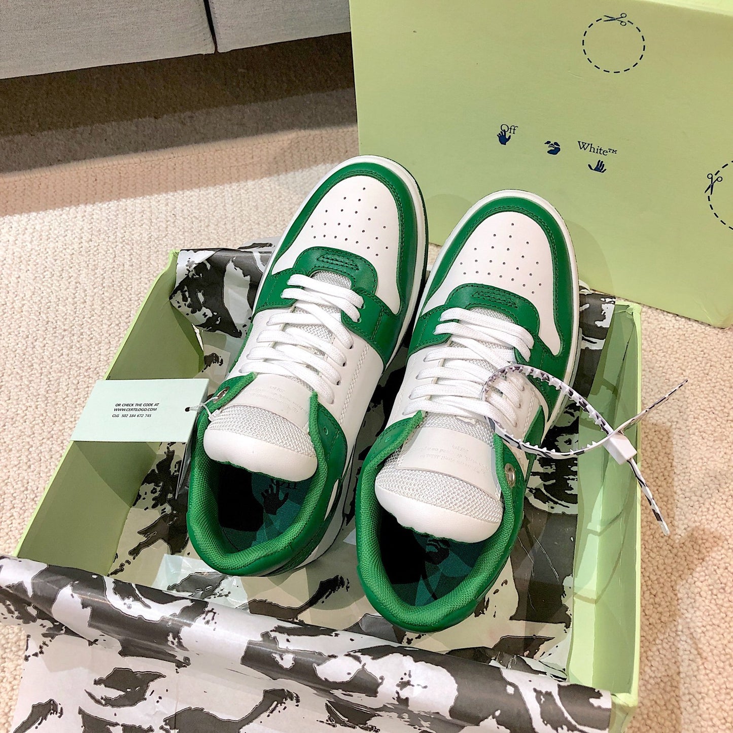 Off White Sneaker ‘Green White’