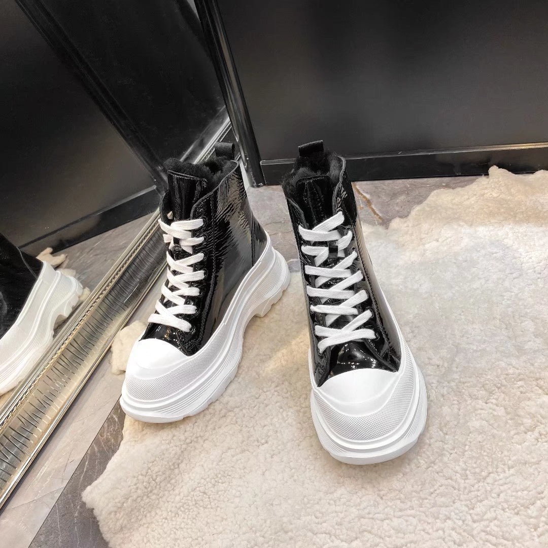 UGG platform Wmns boots (leather)