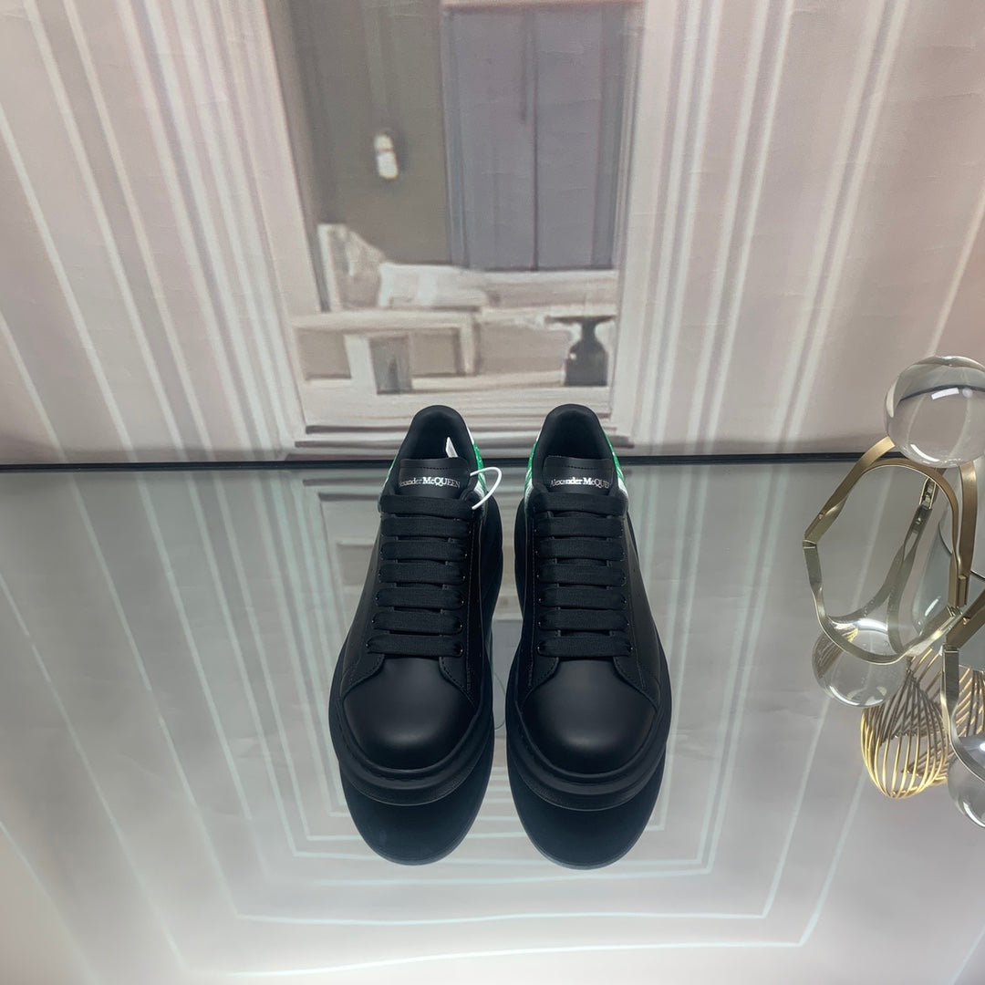 McQueen sneaker (b&g)