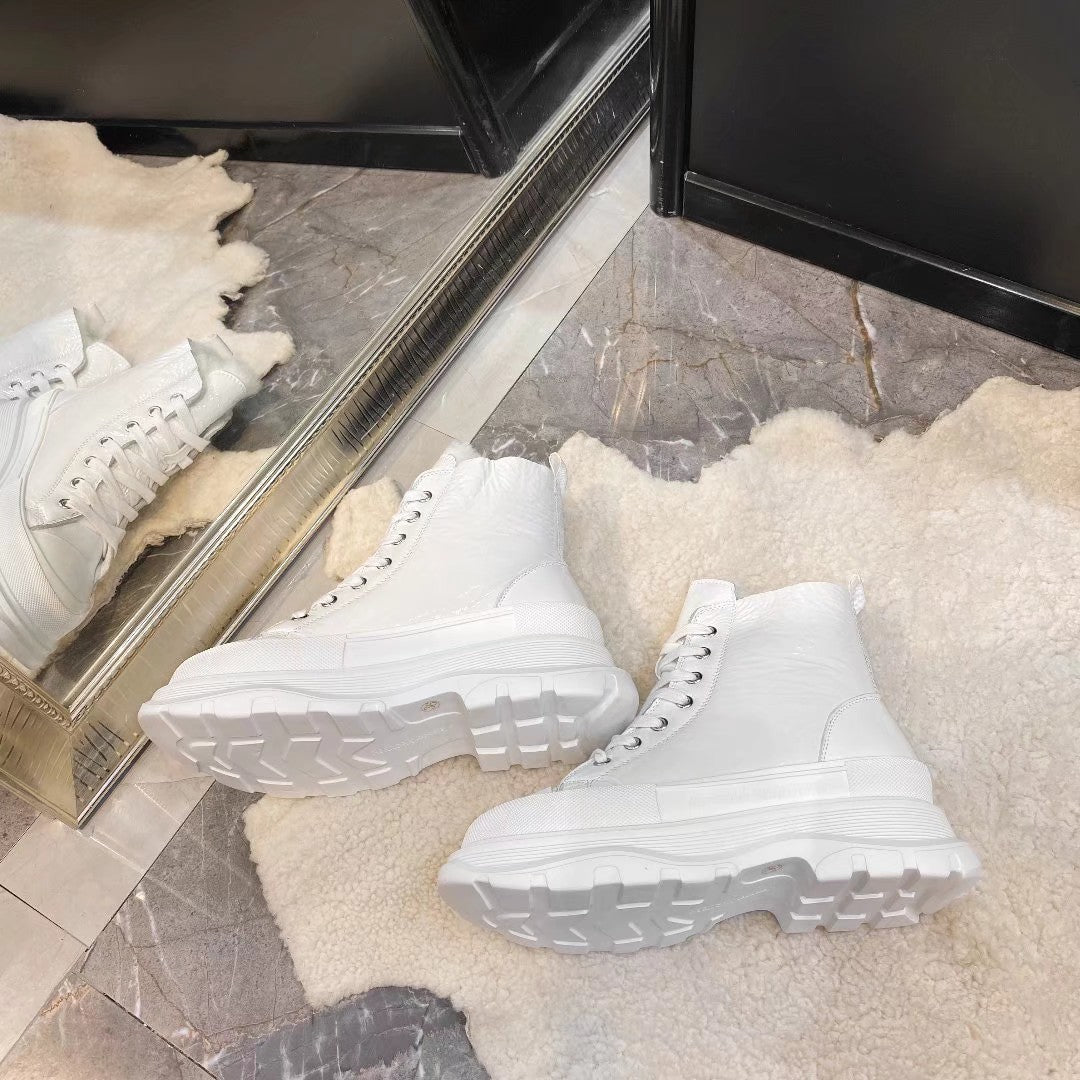 UGG platform Wmns boots (leather)