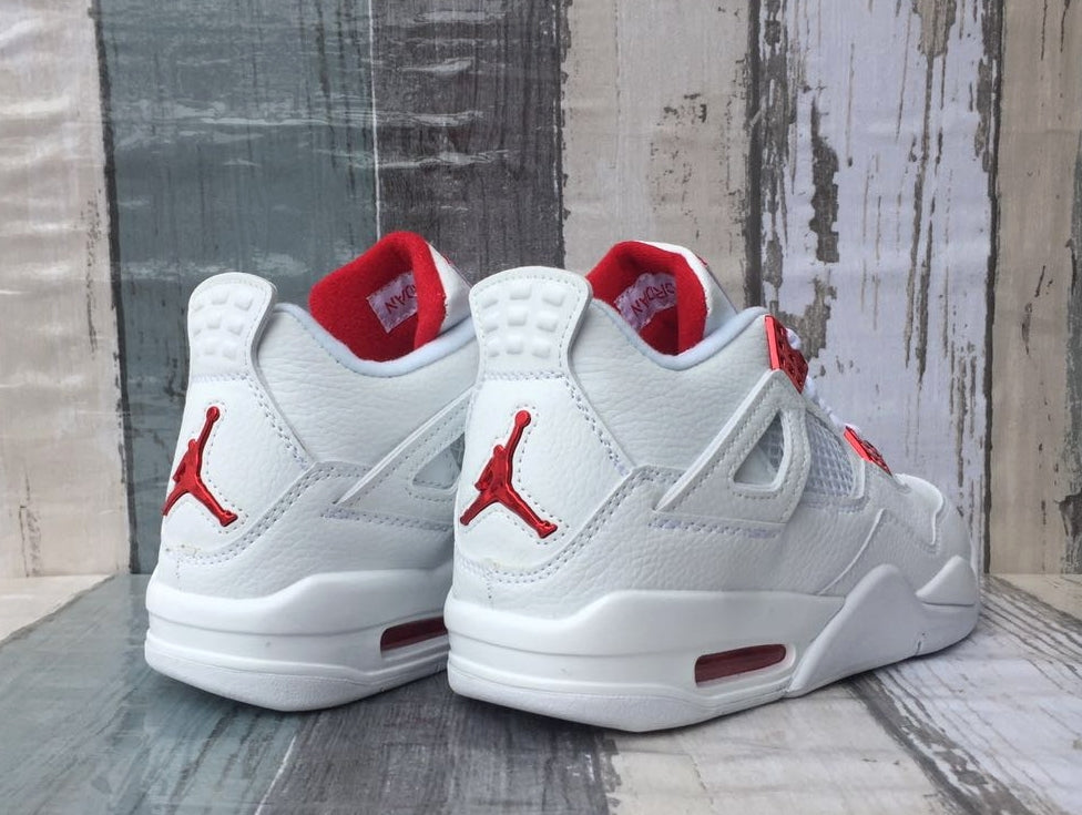 Air Jordan IV Retro ‘Metallic Red