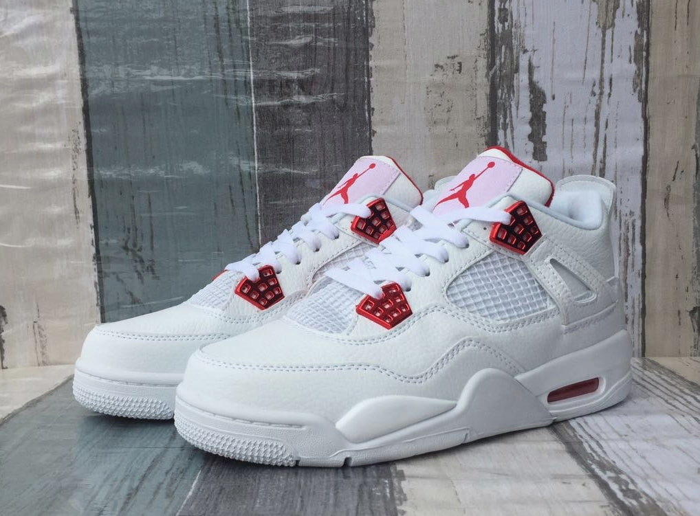 Air Jordan IV Retro ‘Metallic Red