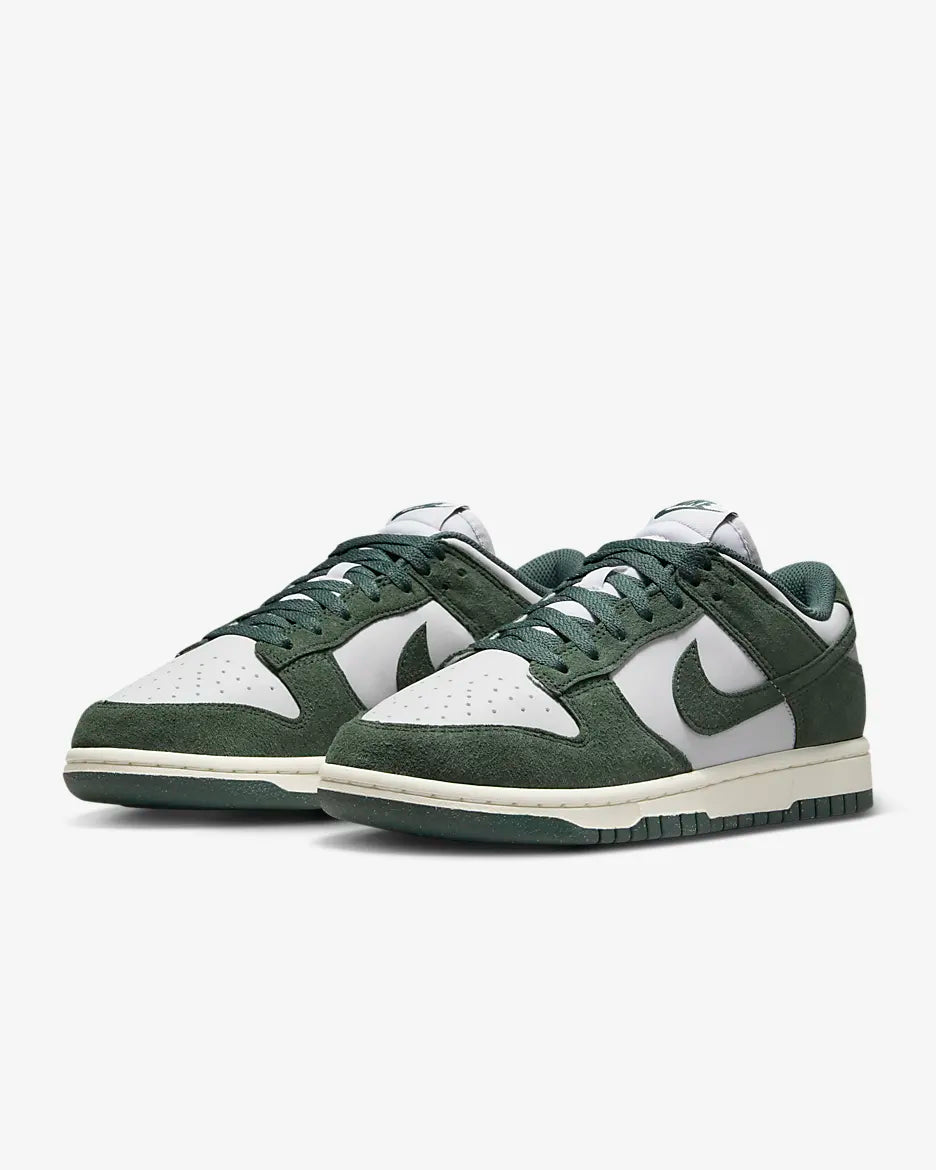 Nike Dunk Low 'Olive'
