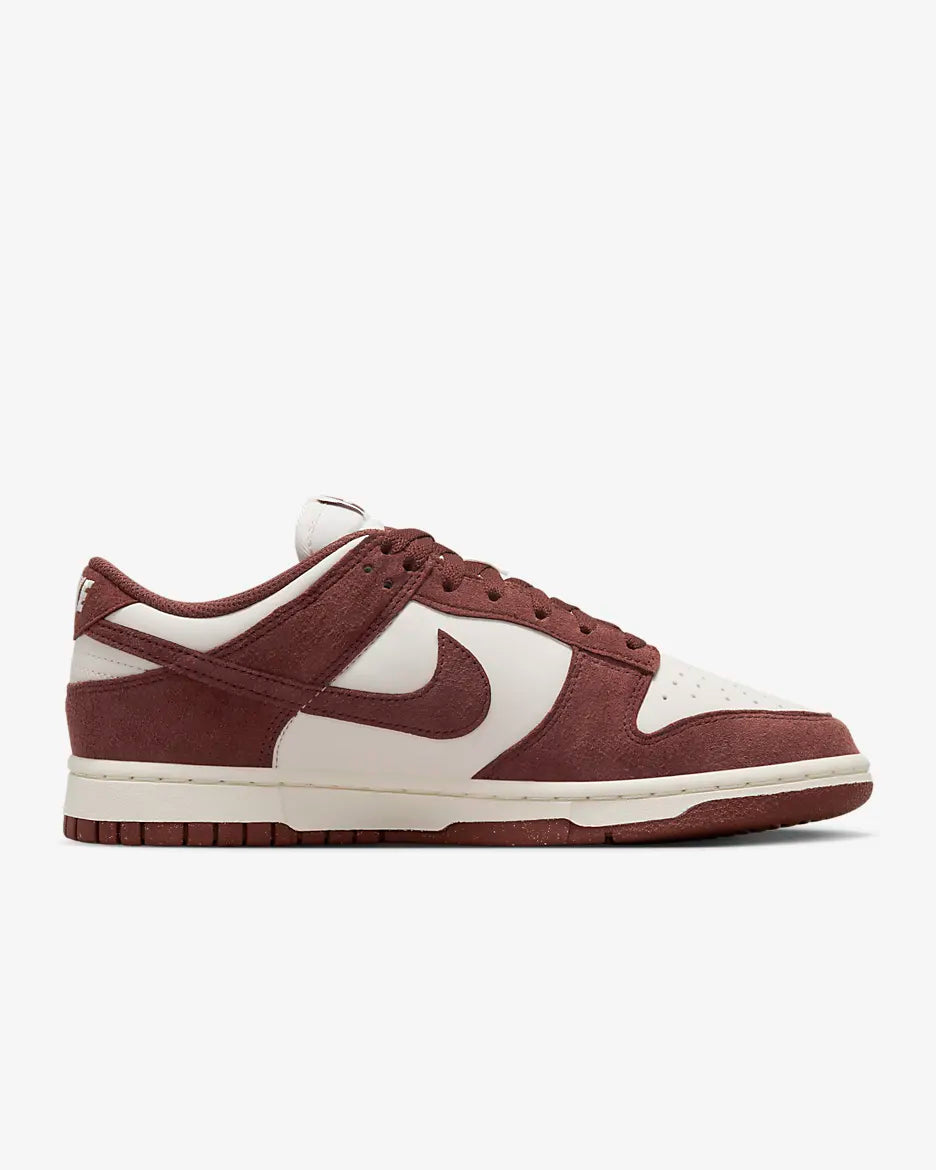 Nike Dunk Low 'Redwood'