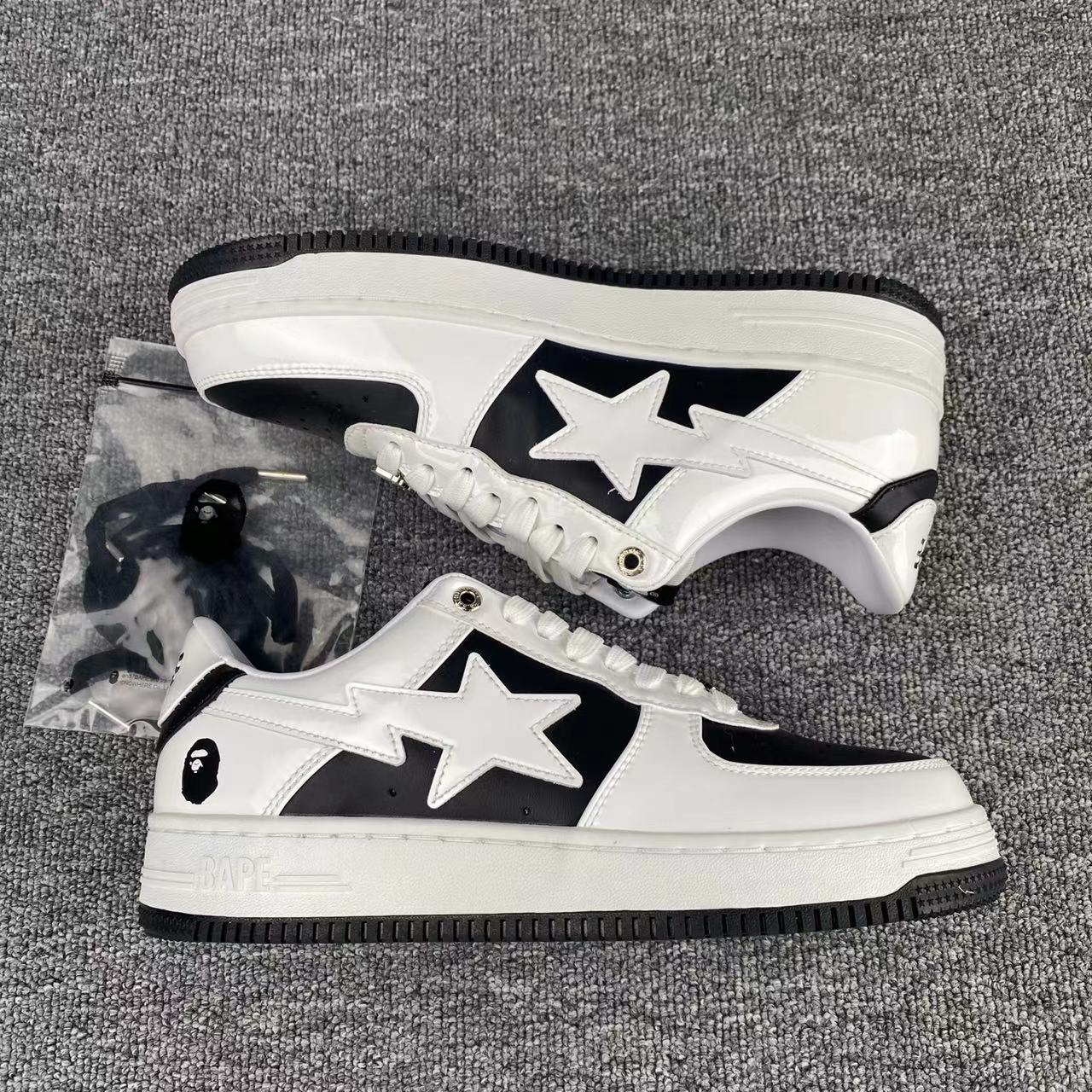 Bape Sta Taipei 15th Anniversary 'White and Black Classic'