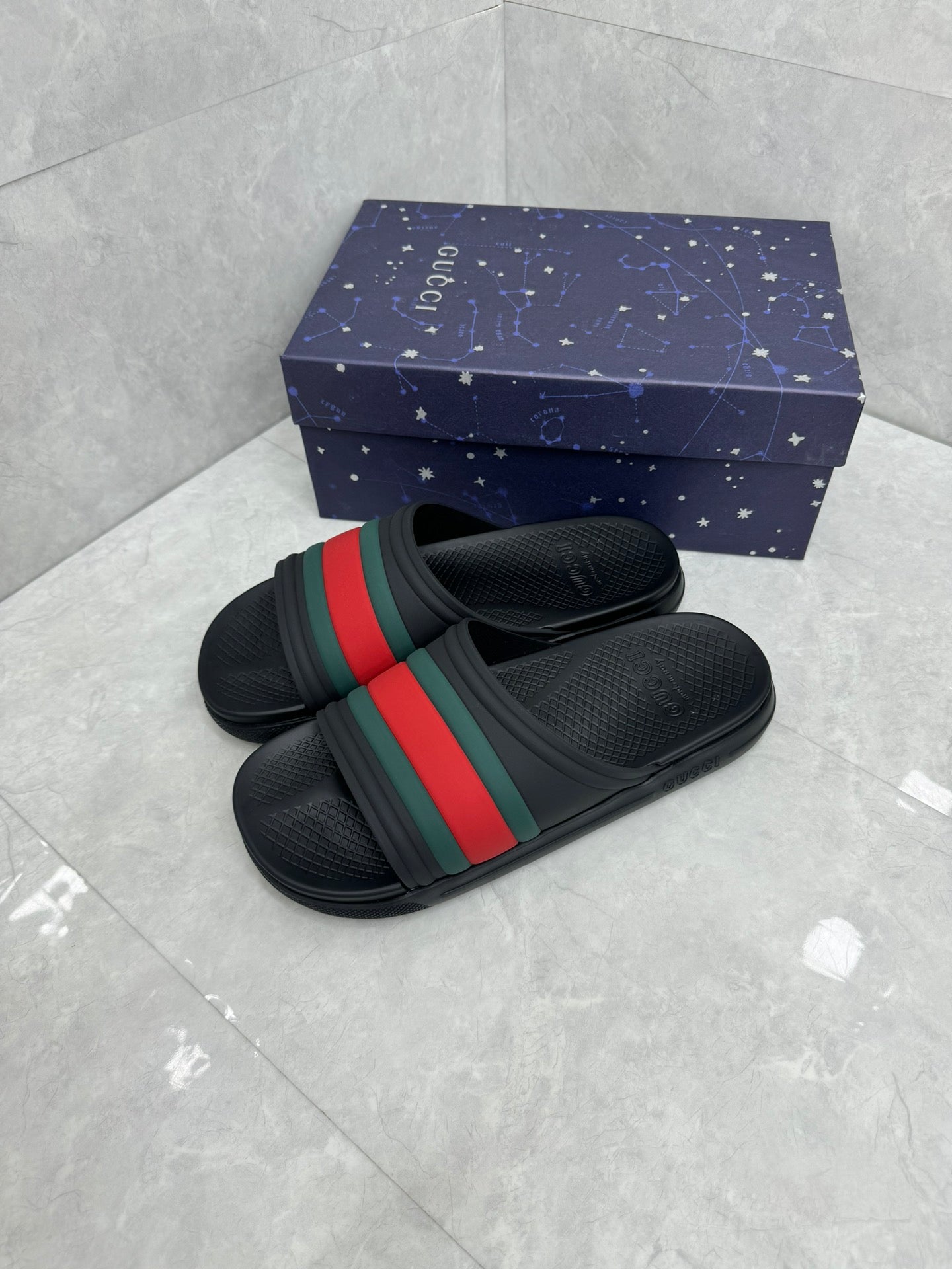 Gucci Sandles 'Black'