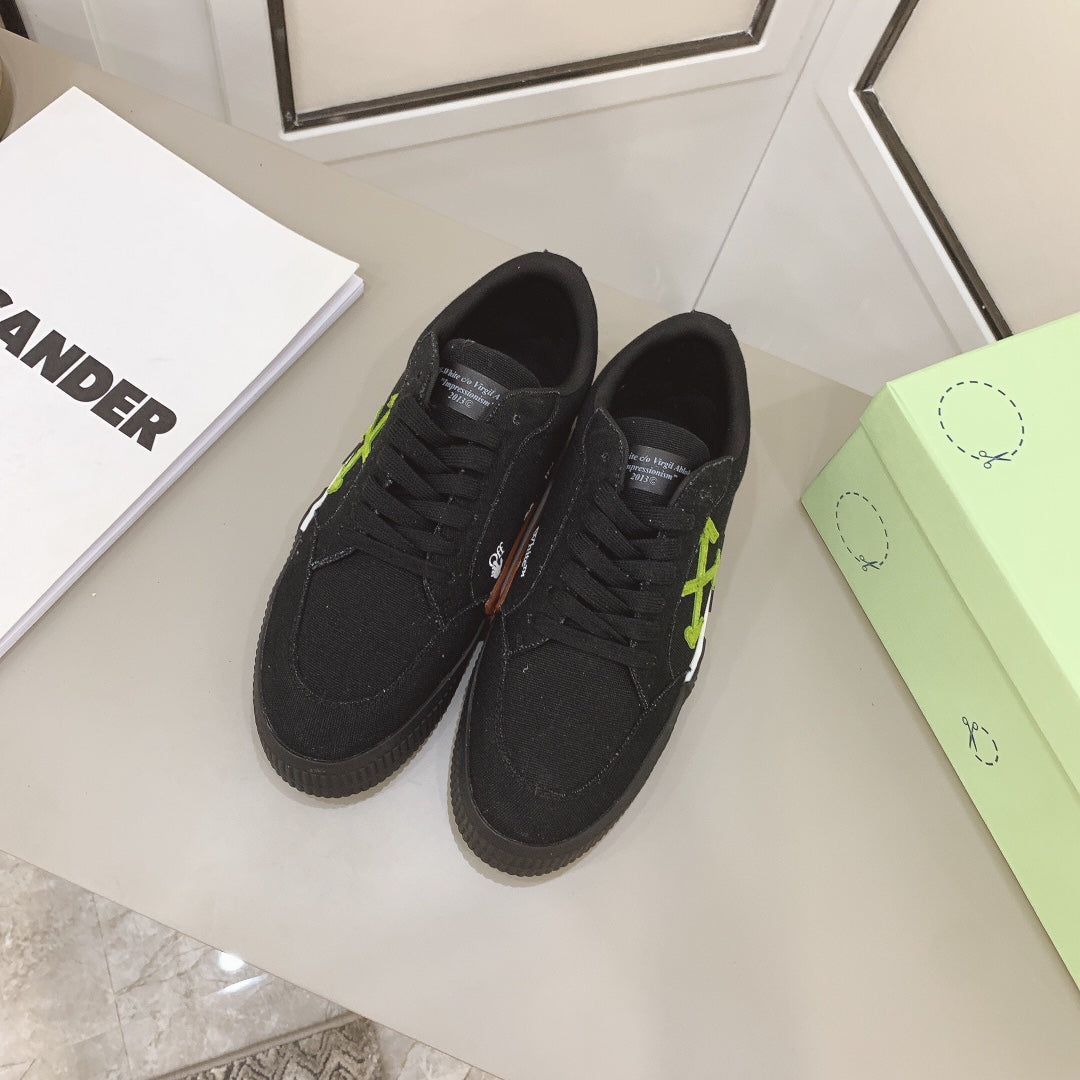 Off-White Low Vulcanized Sneaker 'Black Green cross’