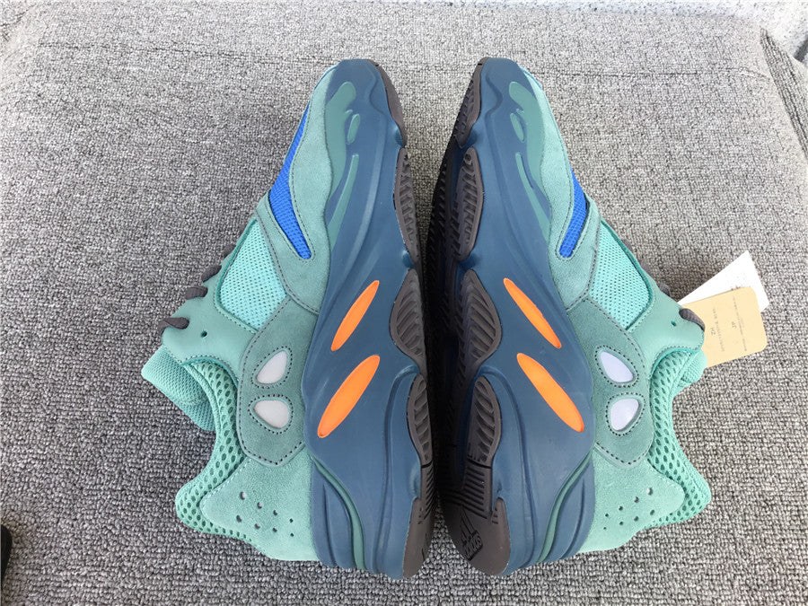 P580 Yeezy Boost 700 Sea Blue