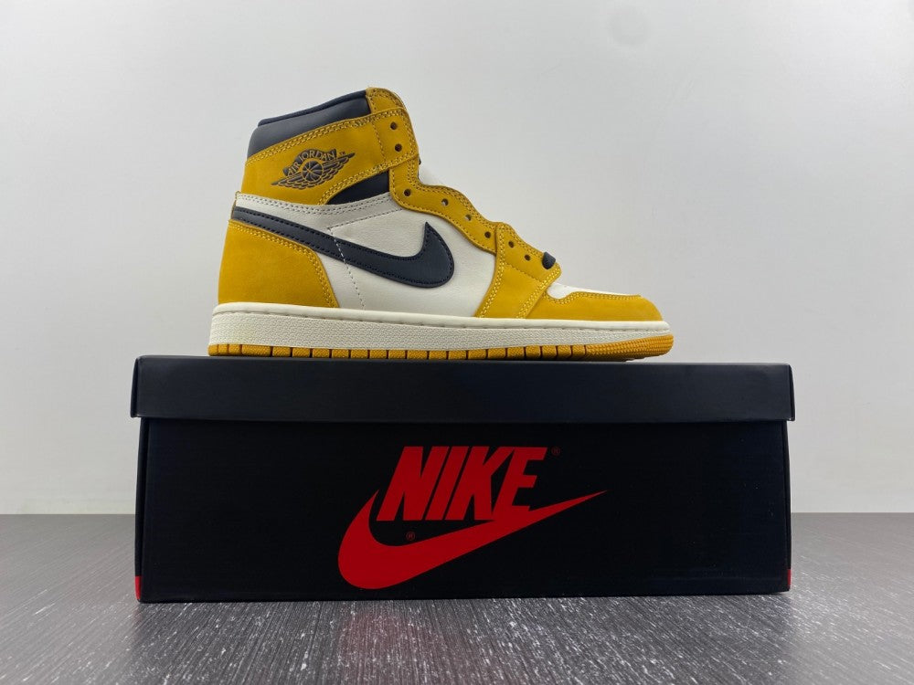 Air Jordan 1 Retro High ‘Yellow Orche'