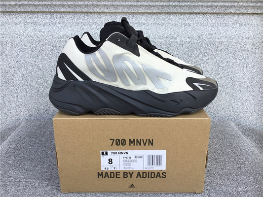 P580 Yeezy Boost 700 MNVN