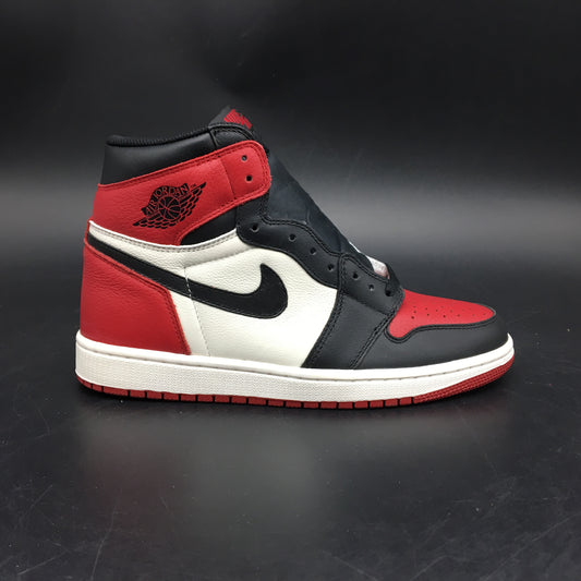 Air Jordan 1 Retro ‘Black toe 2.0'