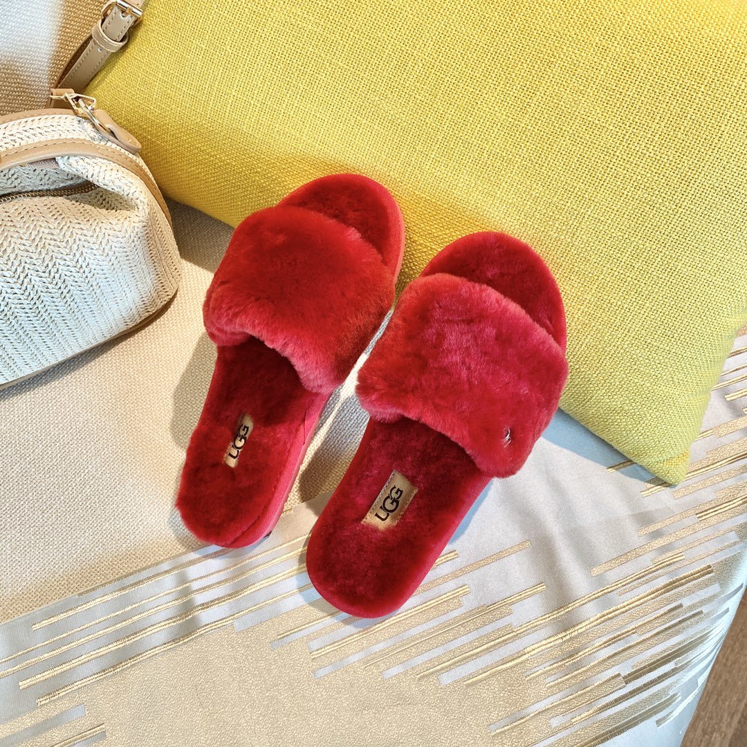 UGG Wmns sandals