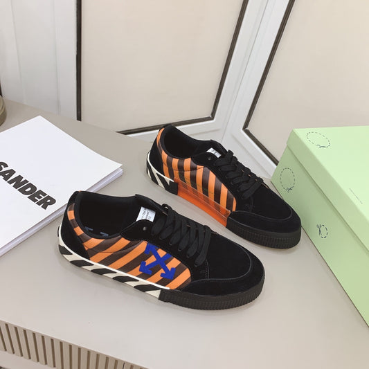 Off-White Low Vulcanized Sneaker 'Black, orange, white’