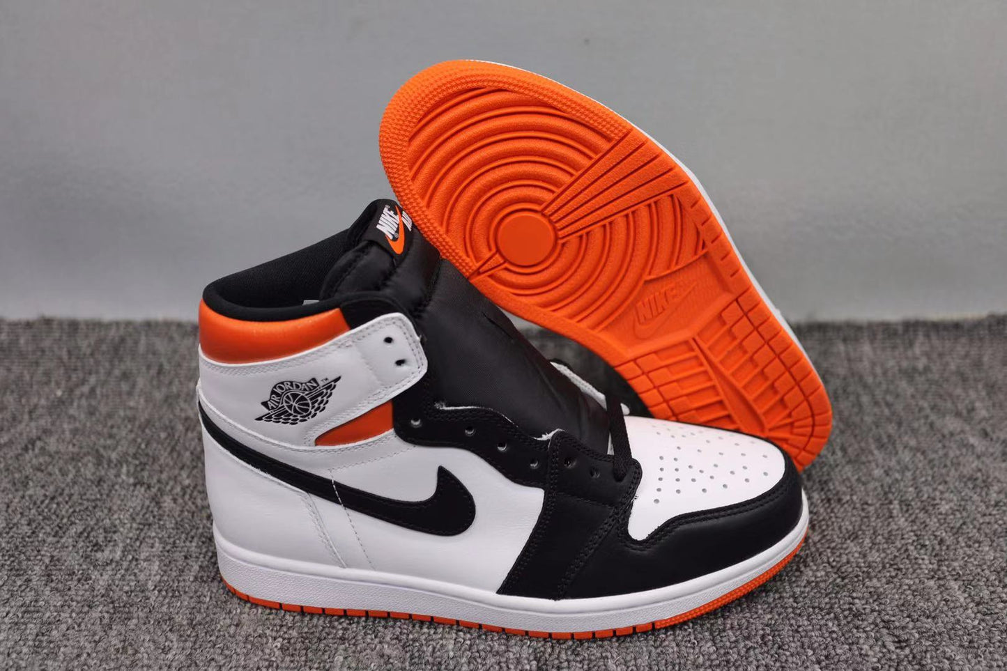 Air Jordan 1 Retro High ‘Jordan 1 High Top Smash 4.0'