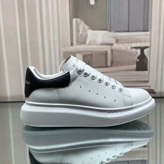 McQueen sneaker (w&b) leather back
