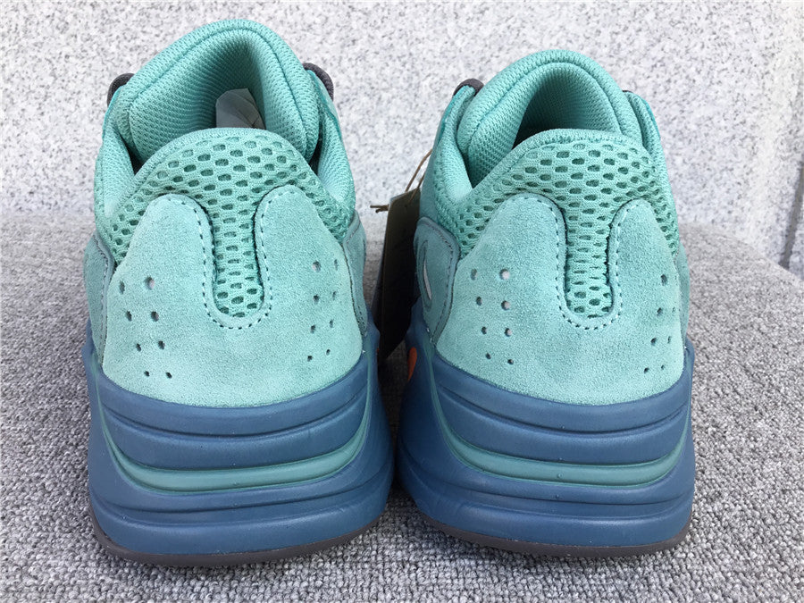 P580 Yeezy Boost 700 Sea Blue